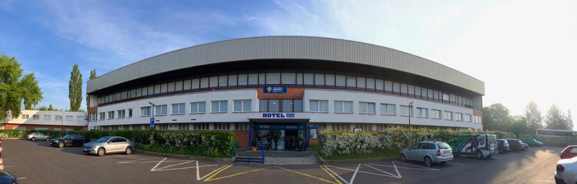 Hotel Zimni Stadion Slaný Dış mekan fotoğraf