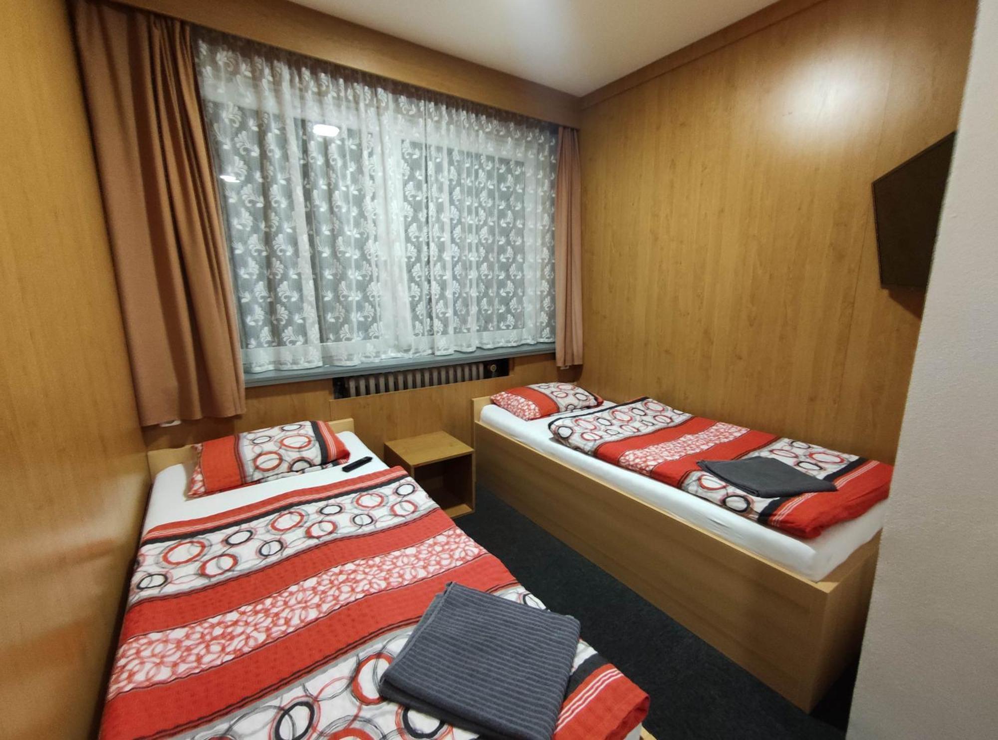 Hotel Zimni Stadion Slaný Oda fotoğraf